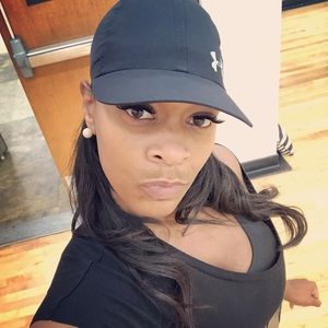 Meet your Posher, Glenda